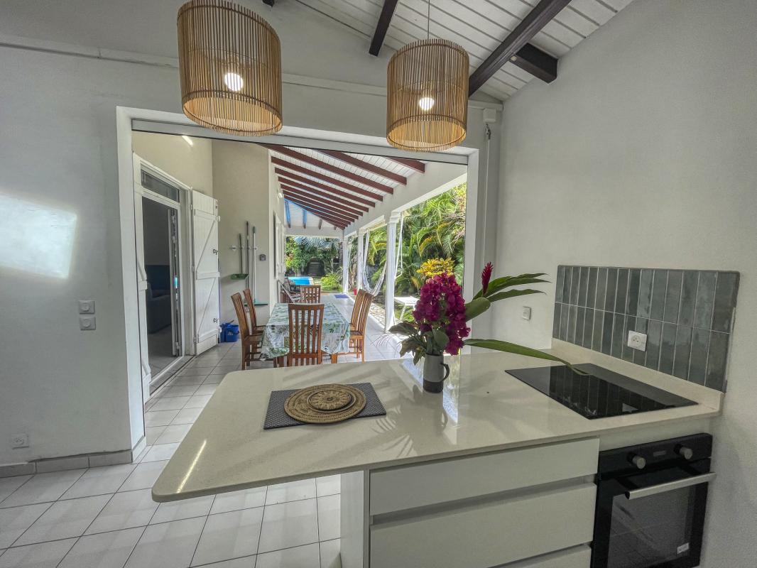 14.Location villa piscine Saint François Guadeloupe_Cuisine